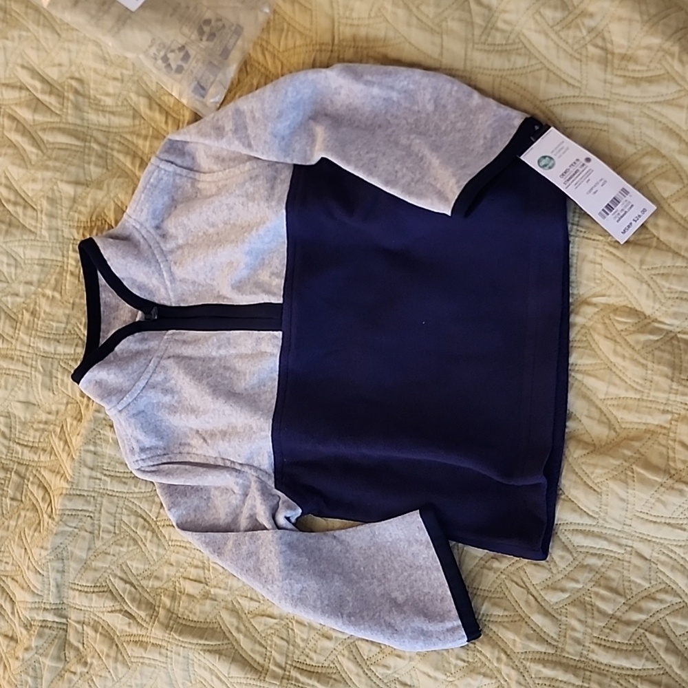 Oshkosh sweatshirt